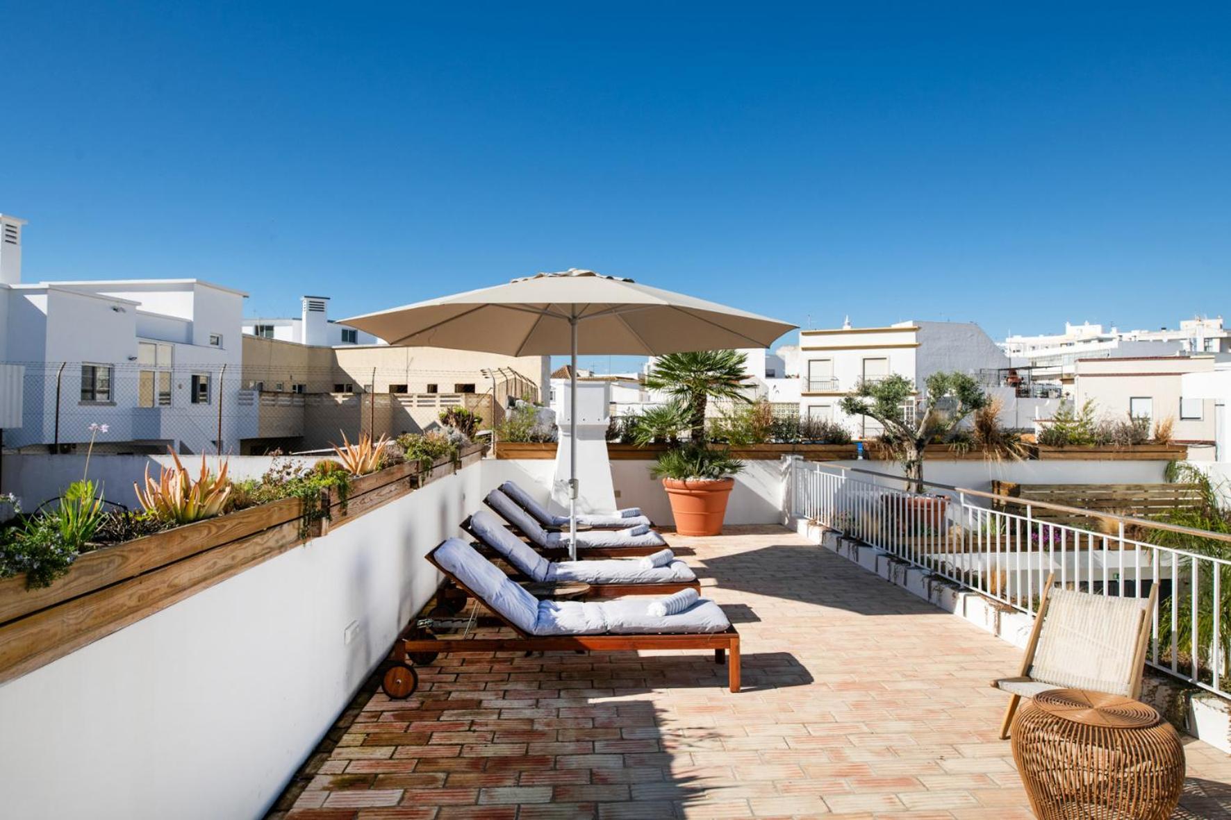 Casa Rosa Villa With Pool In Olhao Centre Экстерьер фото